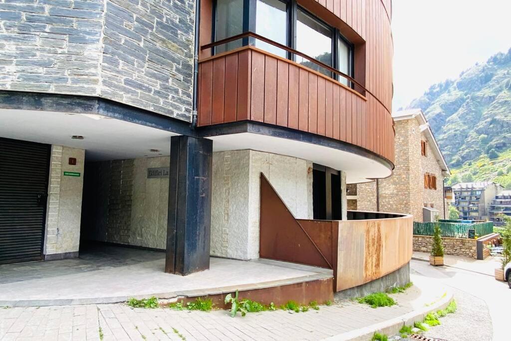 Mikka Devesa Incles Exterior foto